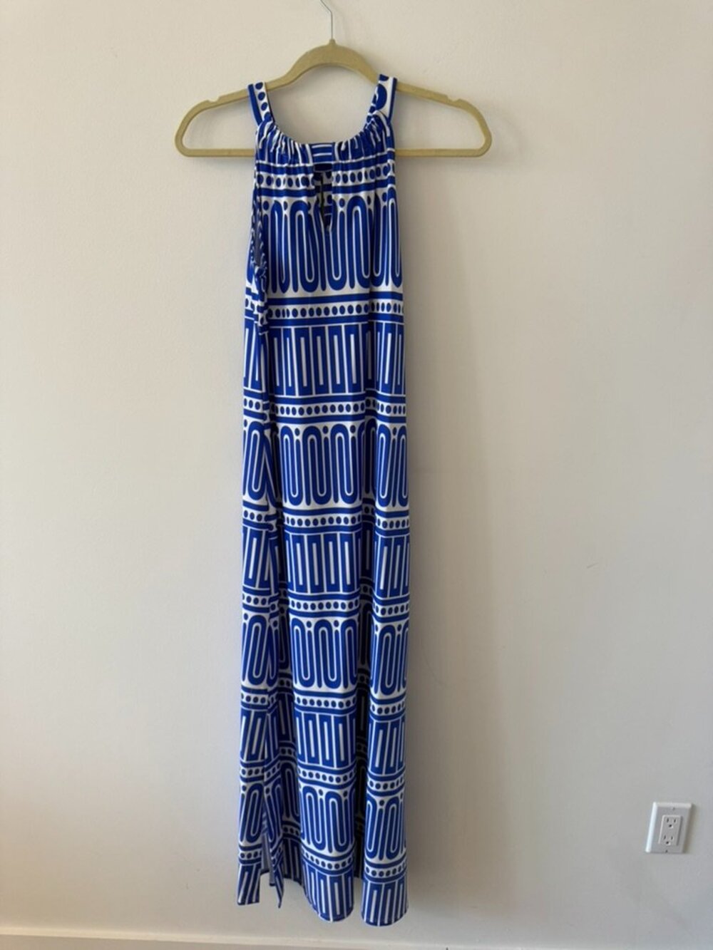 Jude Connally Sleeveless Blue and White Maxi Dress Size Small
